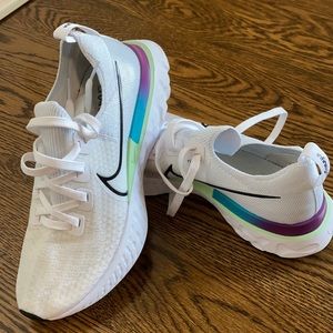 Nike Women’s React Infinity Flyknit Running Shoes